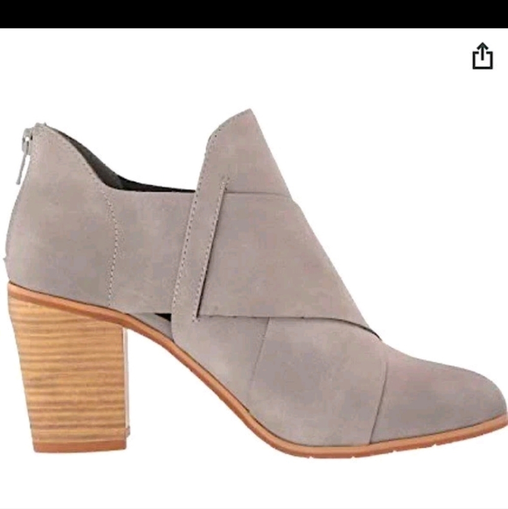 BC Footwear Vegan Leather Women's Azalea Ankle Boot Grey Womens size 6.5